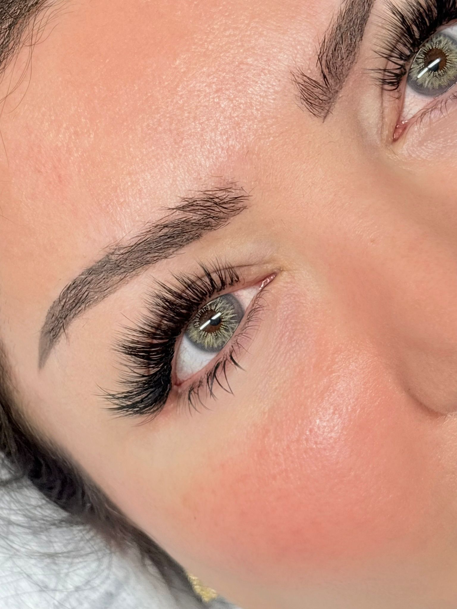 العمل الاول